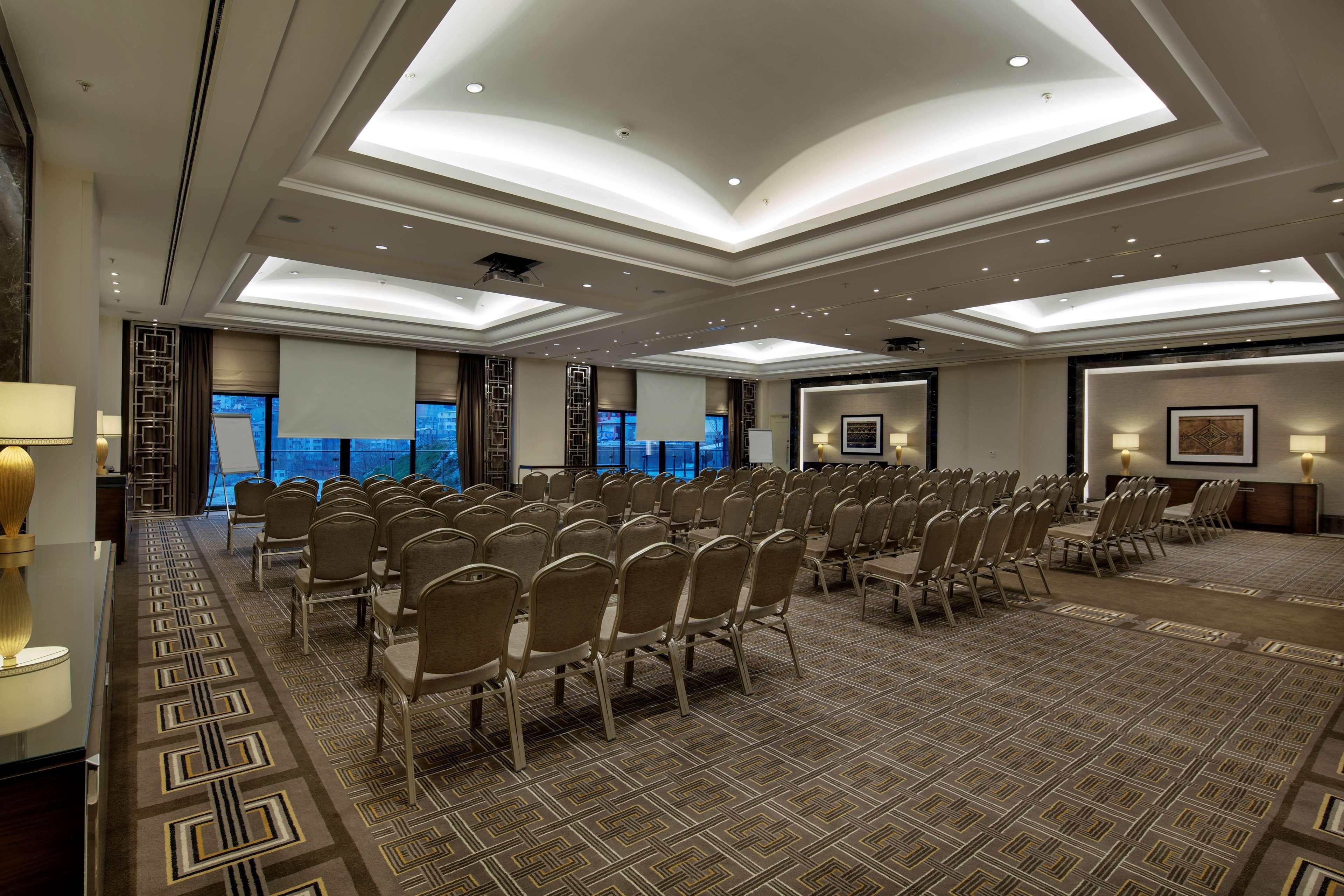 Hilton Bomonti 5* Стамбул