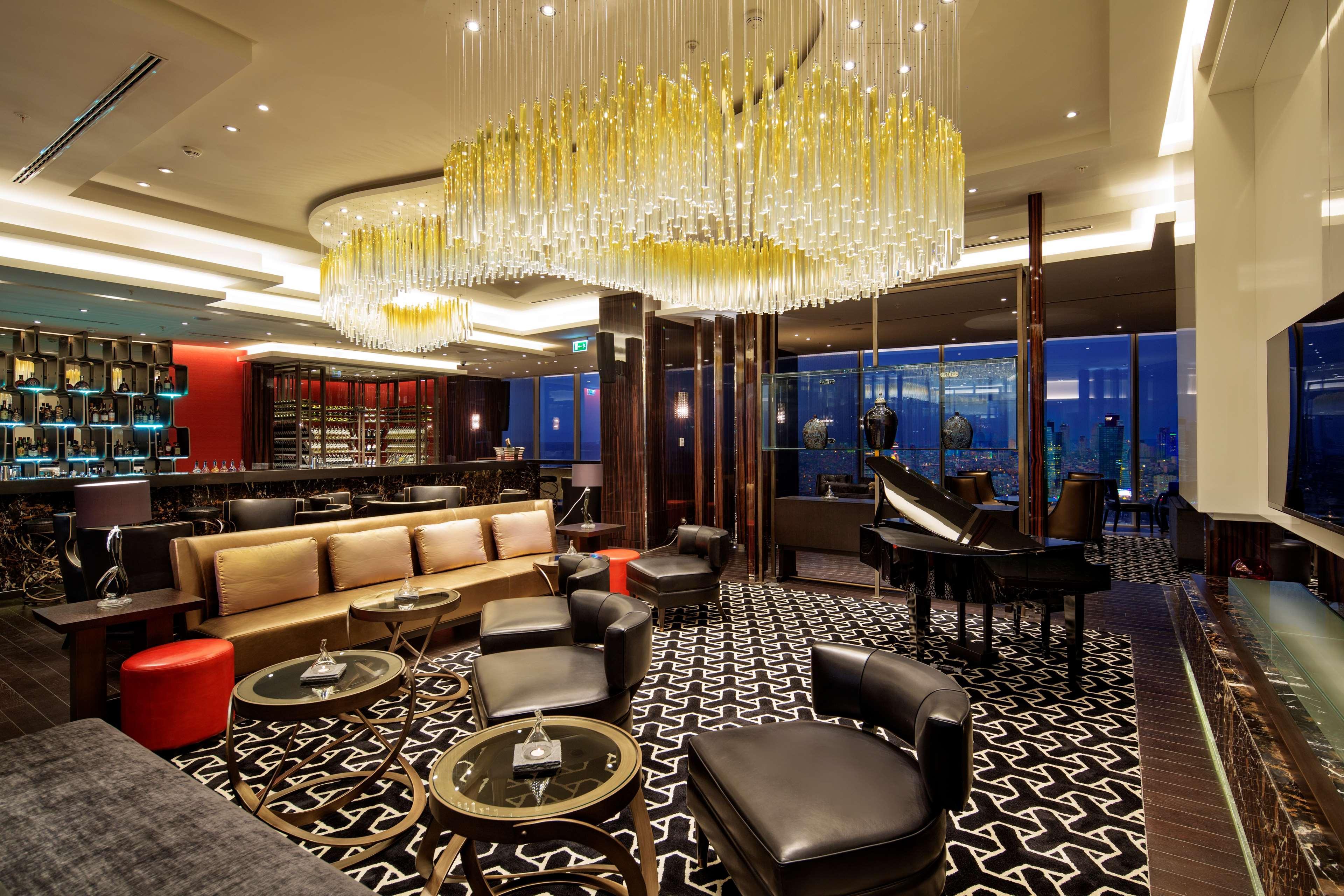 Отель Hilton Bomonti Стамбул