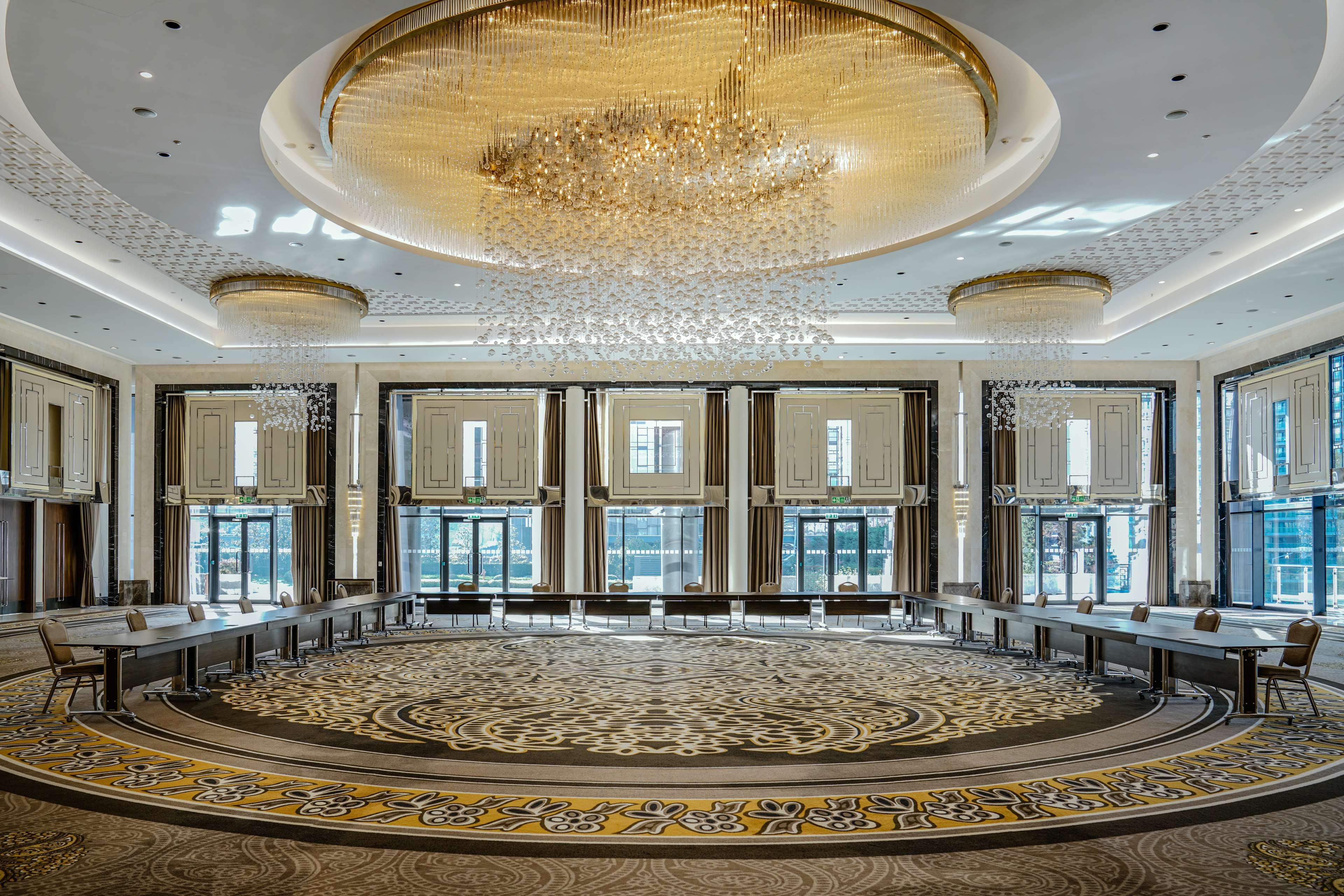 Hilton Bomonti Отель Стамбул
